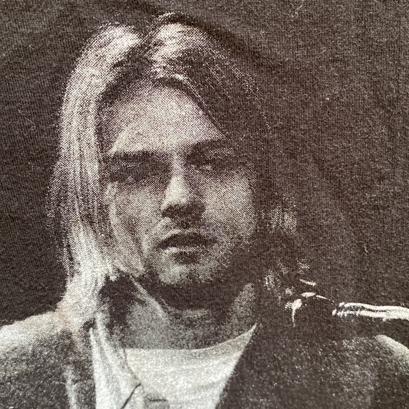 Kurt contain Tshirt - Picture 3 of 4